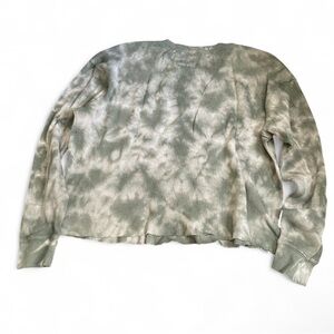 Wild Fable Green and Cream Waffle Ribbed Top